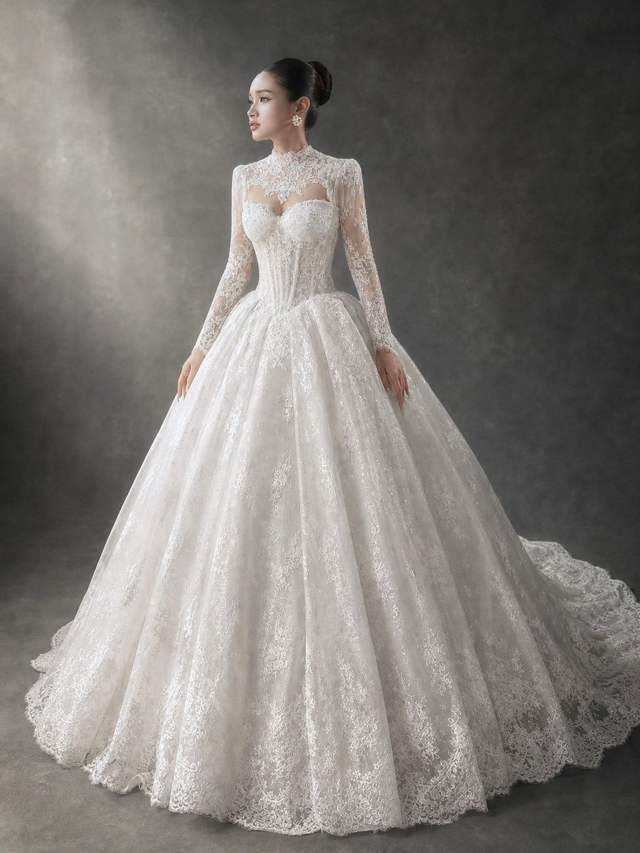 xoè ren cúp ngực hoặc tay dài — RTW-70026 · váy cưới tại Vivian Bridal, TP.HCM