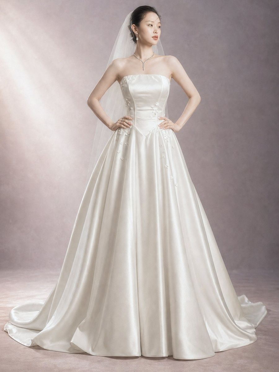 suông phi tay dài đính hoa — BZ-30005 · váy cưới tại Vivian Bridal, TP.HCM