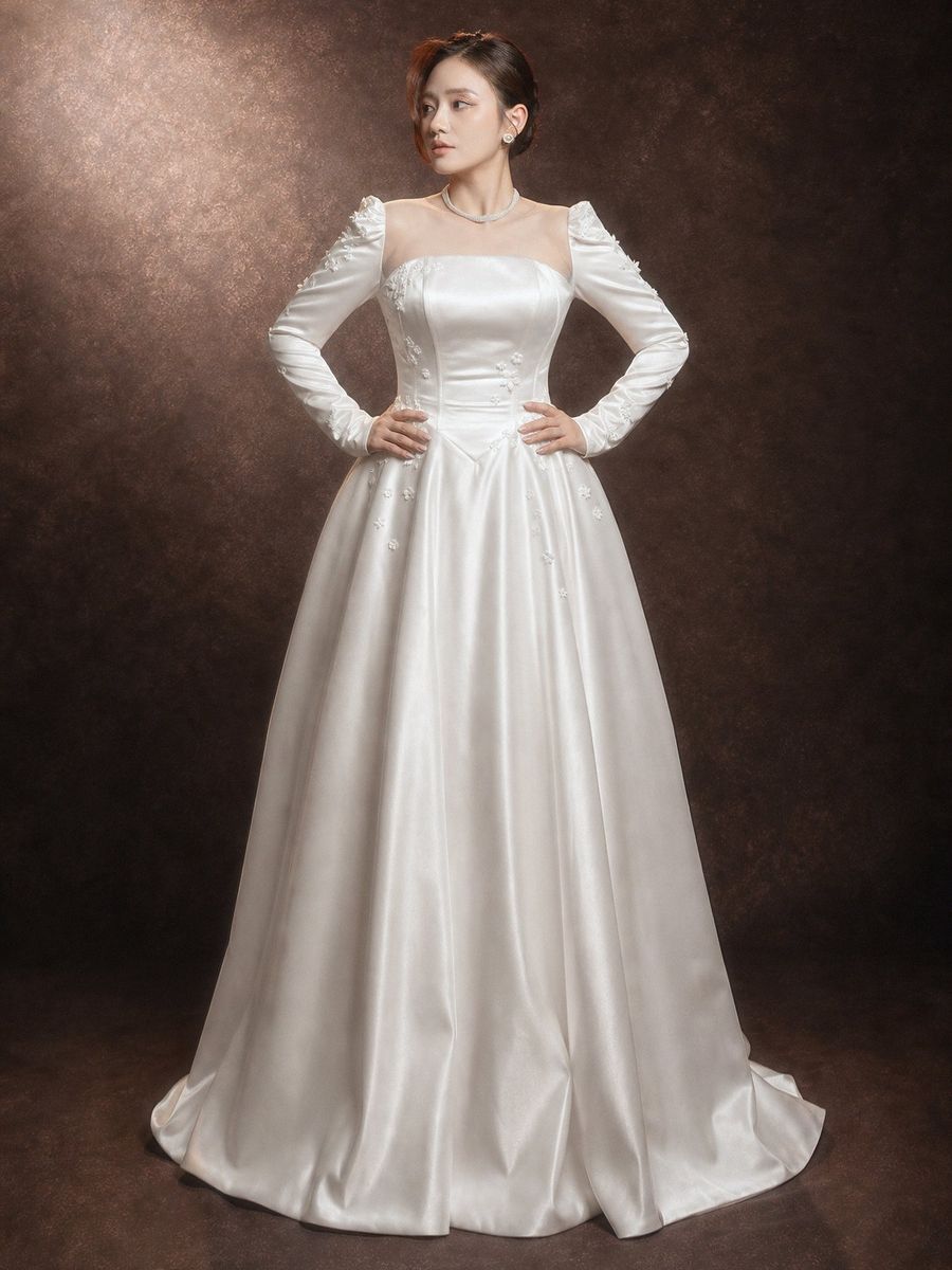 suông phi tay dài đính hoa — BZ-30005 · váy cưới tại Vivian Bridal, TP.HCM