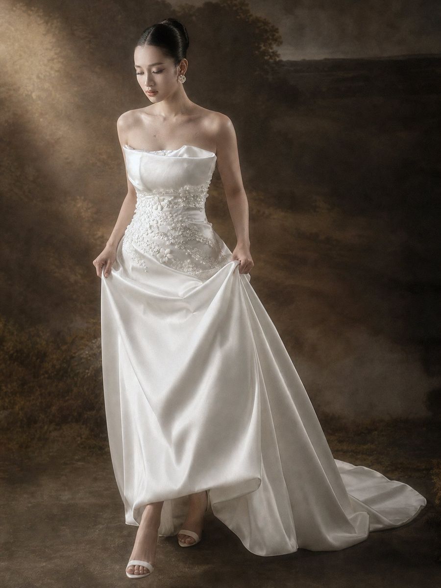 đuôi cá cúp ngực đính kết — RTW-50005 · 호찌민 Vivian Bridal 웨딩드레스