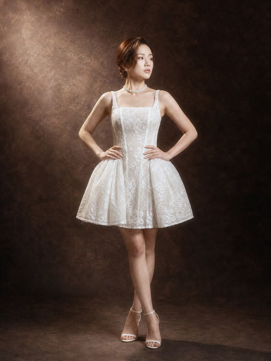 레이스 숏 드레스 — 슬리브리스 — RTW-70007 · 호찌민 Vivian Bridal 웨딩드레스