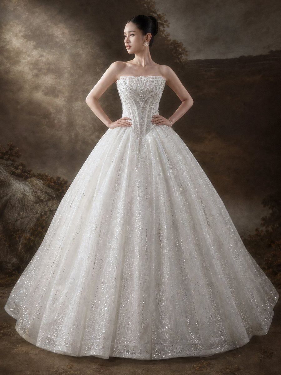 xoè vi tính cúp ngực đính kết — RTW-70019 · 호찌민 Vivian Bridal 웨딩드레스
