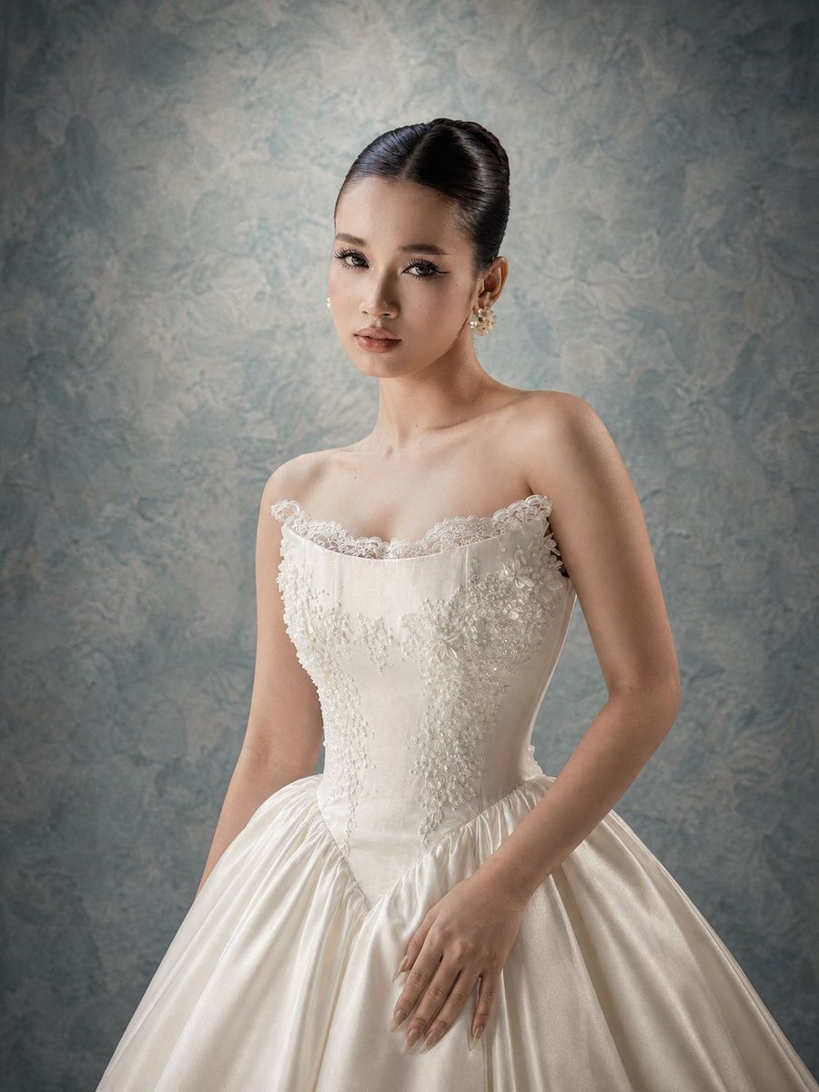 VNCBS-911 — Xoè satin, eo basque kết hoa