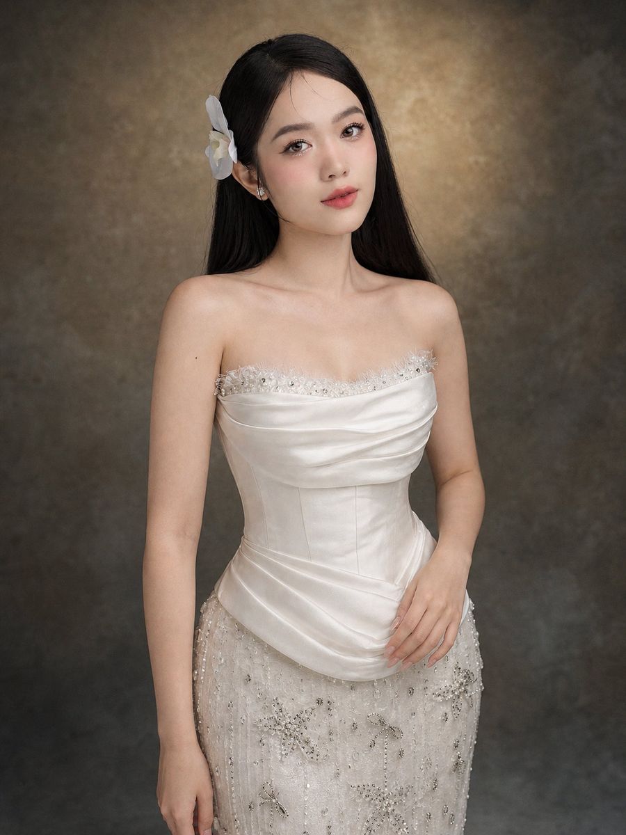 VNCC-789 — Corset satin, chân váy sequin