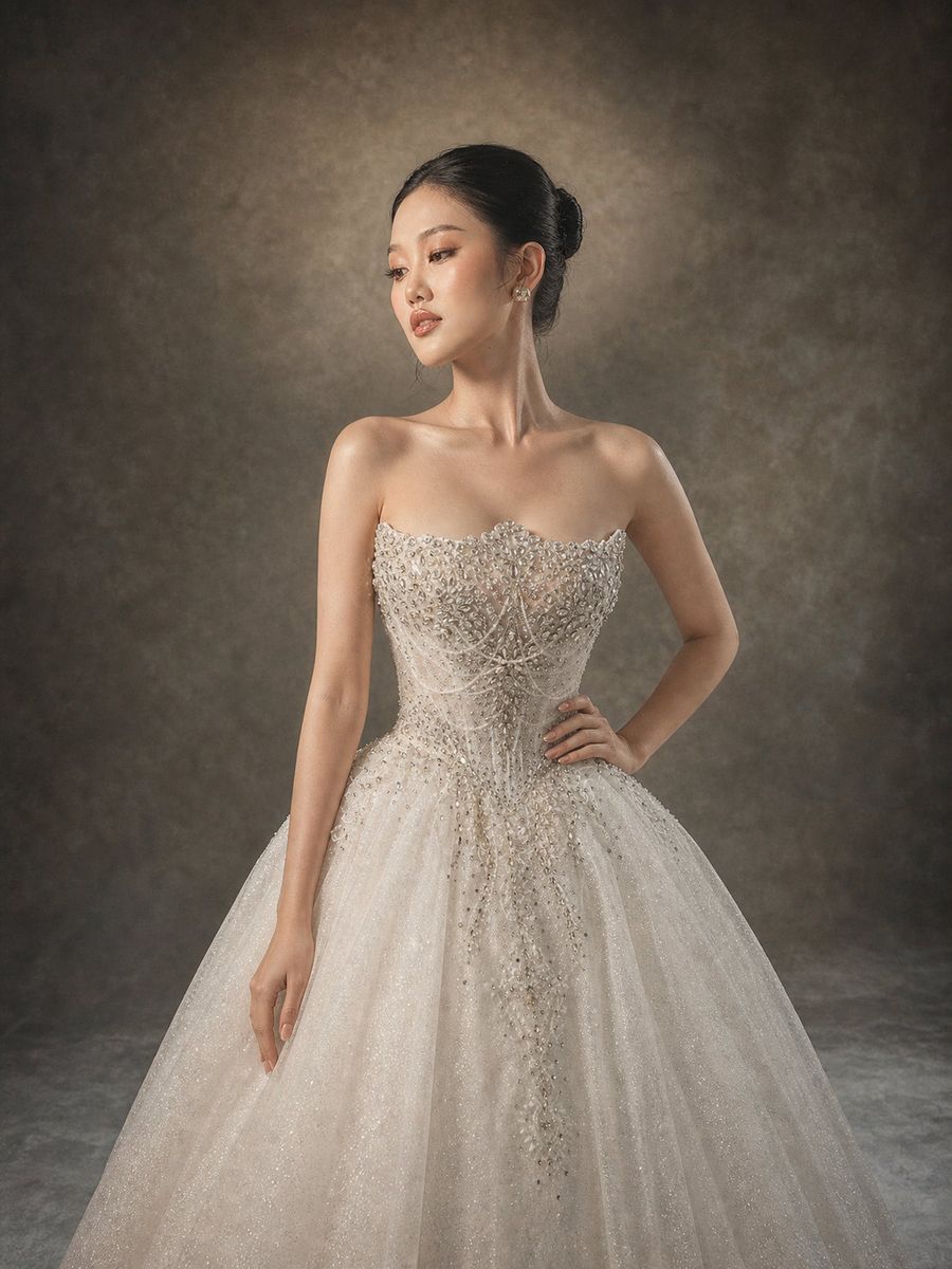 VNCXVT-2455 — Xoè voan kim tuyến