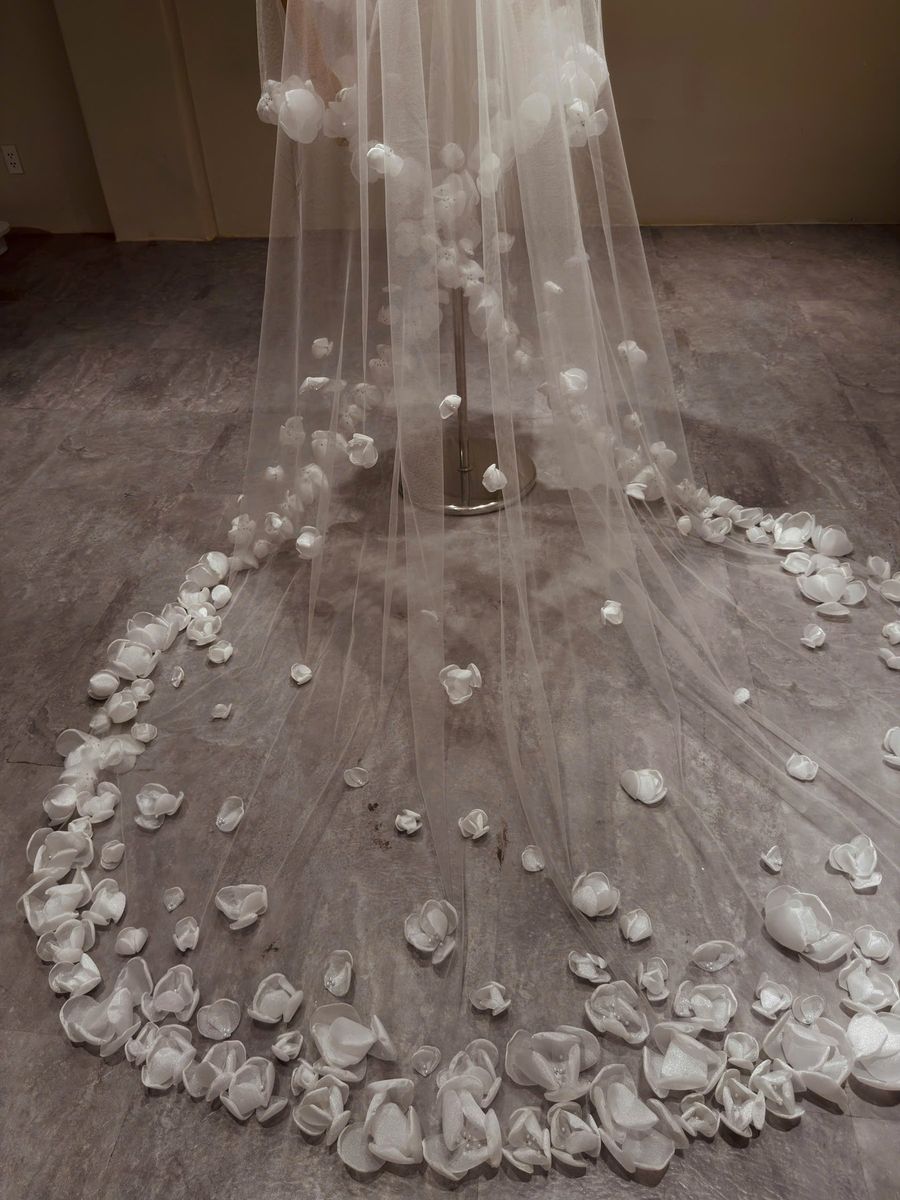  — VO-0008 · váy cưới tại Vivian Bridal, TP.HCM