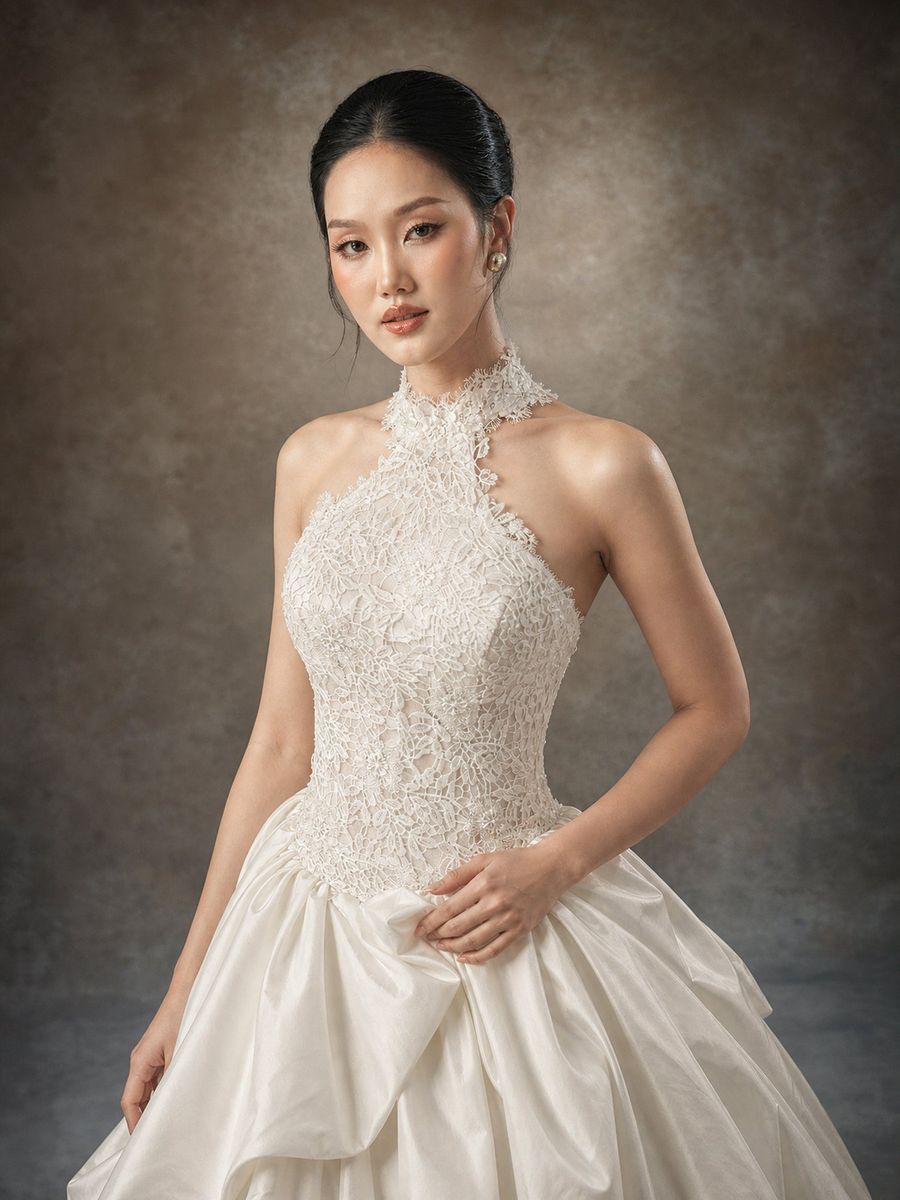VVAP-103 — Xoè satin xếp bèo