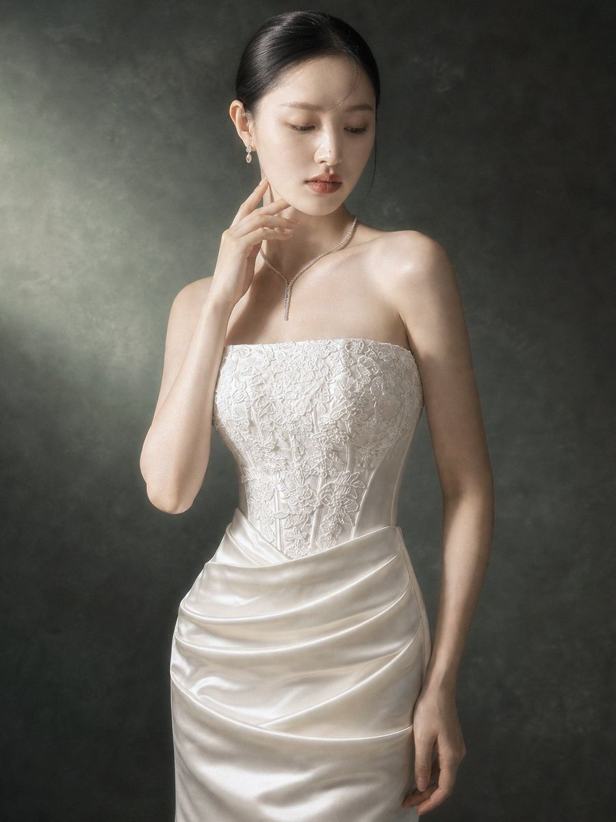 VVAP-104 — cá satin xẻ tà cúp ngực đính kết
