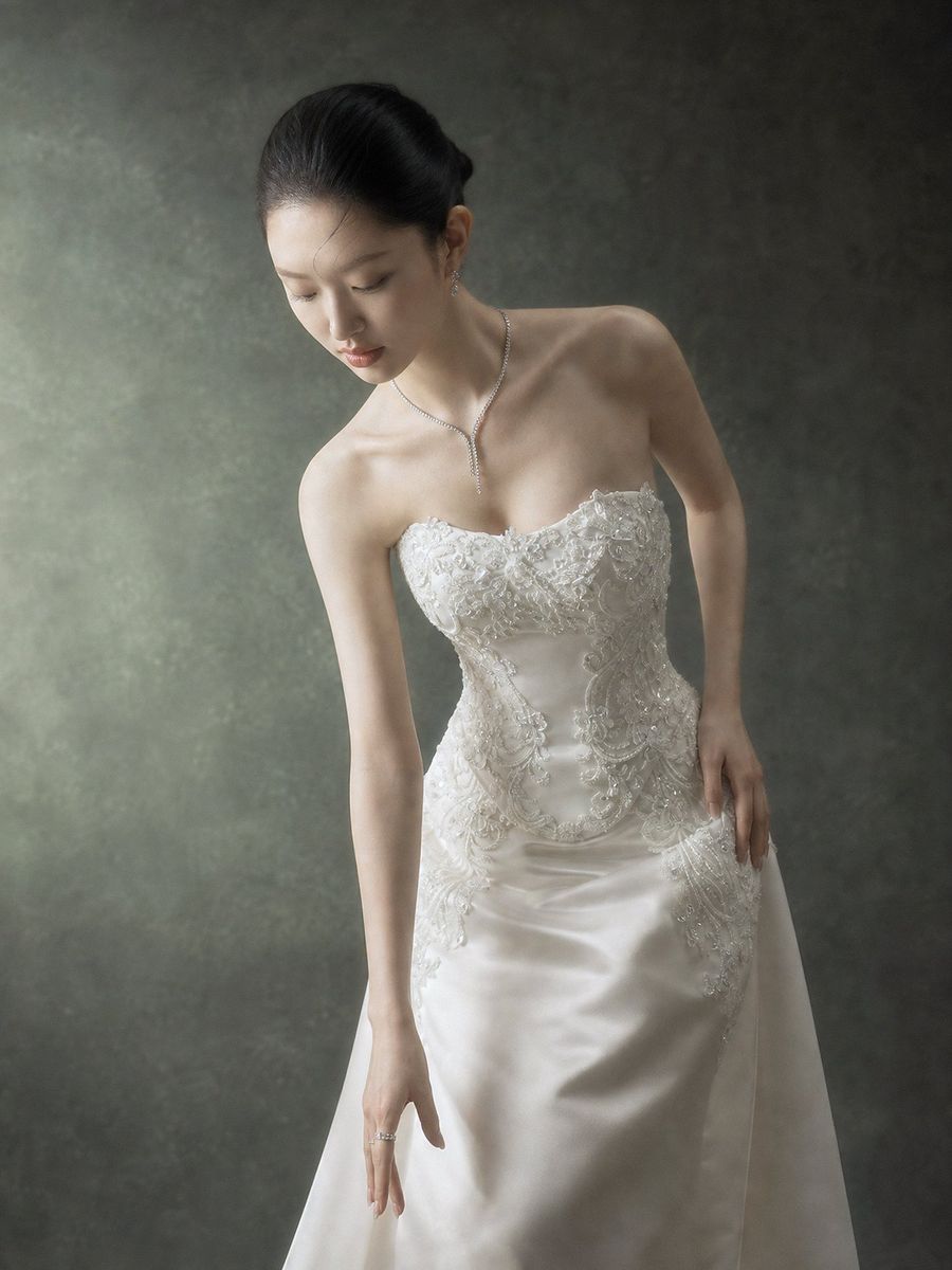 VVSIG-39 — cá satin đính kết thân áo corset