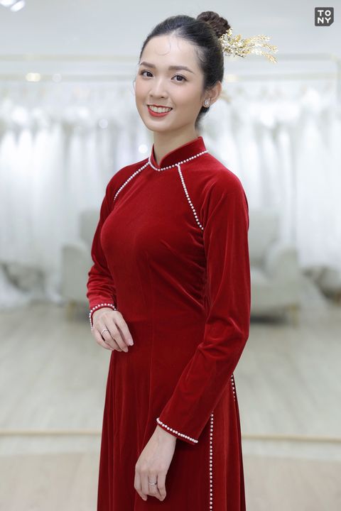 Áo dài cô dâu 15 tại Tony Wedding · Vivian Bridal, 106 Đường 3 Tháng 2 TP.HCM