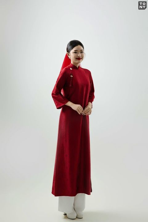 Áo Dài Cô Dâu ADCD 1091 tại Tony Wedding · Vivian Bridal, 106 Đường 3 Tháng 2 TP.HCM