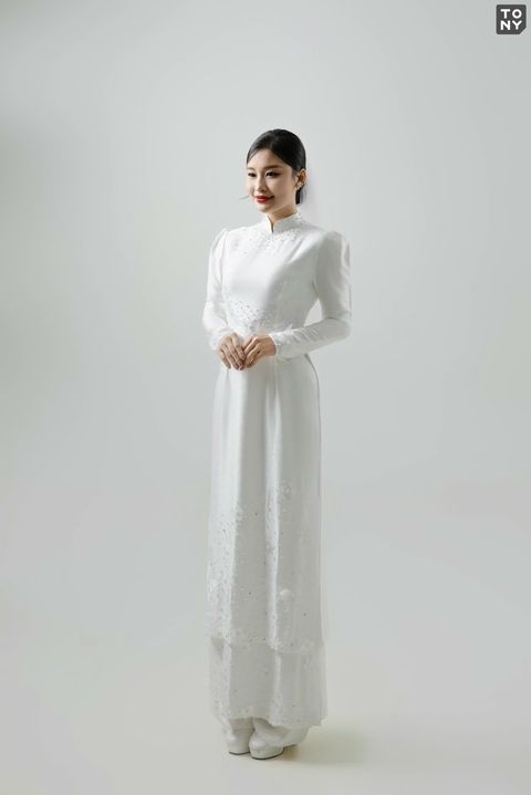 Áo Dài Cô Dâu ADCD 284 tại Tony Wedding · Vivian Bridal, 106 Đường 3 Tháng 2 TP.HCM