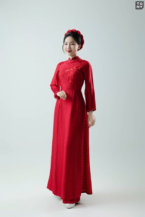 Áo dài cô dâu ADCD 880 tại Tony Wedding · Vivian Bridal, 106 Đường 3 Tháng 2 TP.HCM