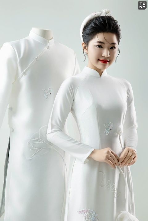 Áo dài đôi ADCD 977 ADCR 982 tại Tony Wedding · Vivian Bridal, 106 Đường 3 Tháng 2 TP.HCM