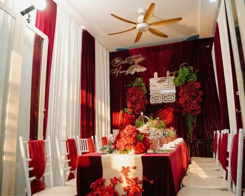 Trang trí gia tiên CƠ BẢN CẦM HỶ tại Tony Wedding · Vivian Bridal, 106 Đường 3 Tháng 2 TP.HCM