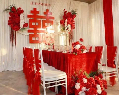 Trang trí gia tiên CƠ BẢN 22 UYỂN HỒNG BẠCH tại Tony Wedding · Vivian Bridal, 106 Đường 3 Tháng 2 TP.HCM