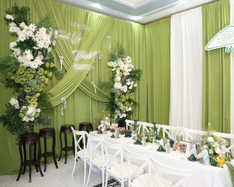 Trang trí gia tiên HOA LỤA CAO CẤP 31 tại Tony Wedding · Vivian Bridal, 106 Đường 3 Tháng 2 TP.HCM